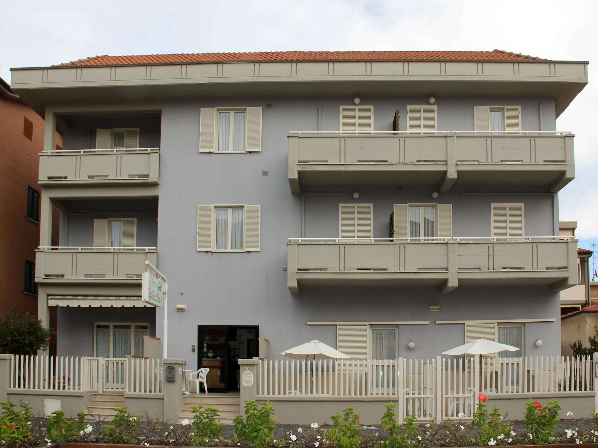 Residence I Due Pini Marina di Grosseto Exteriör bild